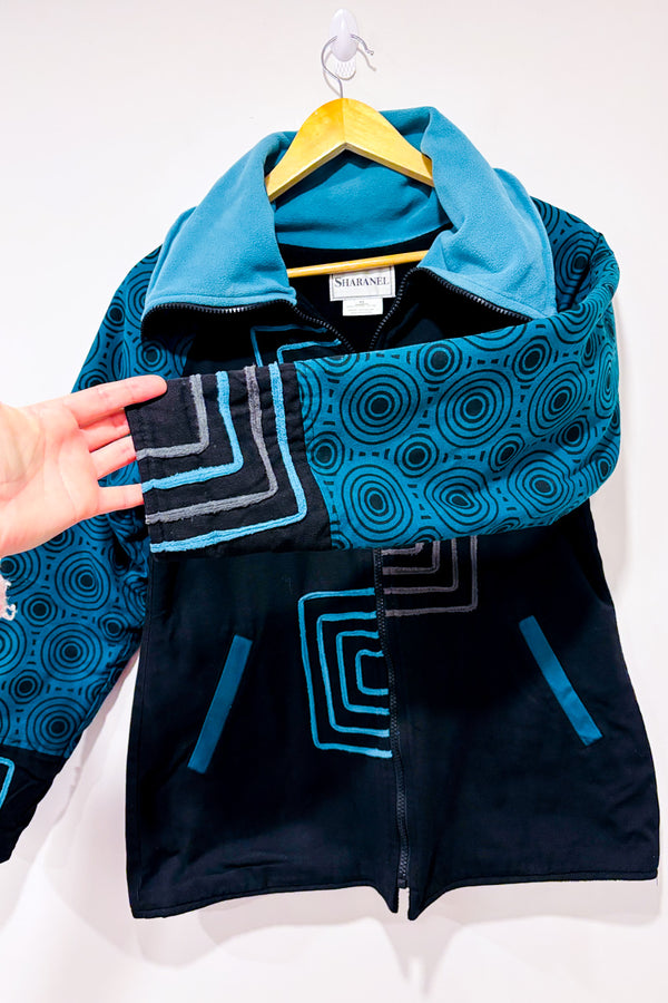Veste vintage en coton verte et noire avec motifs seconde main - Sharanel- La Penderie du Paradis