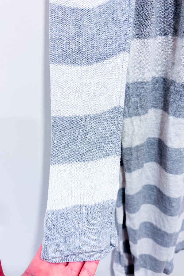 Cardigan ouvert long gris et crème rayé seconde main - Caroline Grace- La Penderie du Paradis