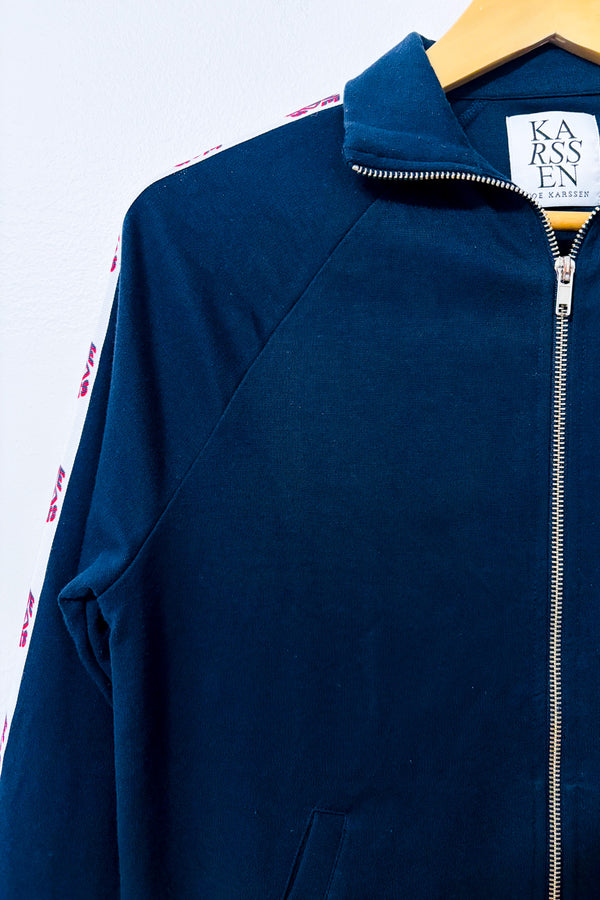Veste track marine zippée à bandes jaunes* seconde main - Zoe Karssen- La Penderie du Paradis