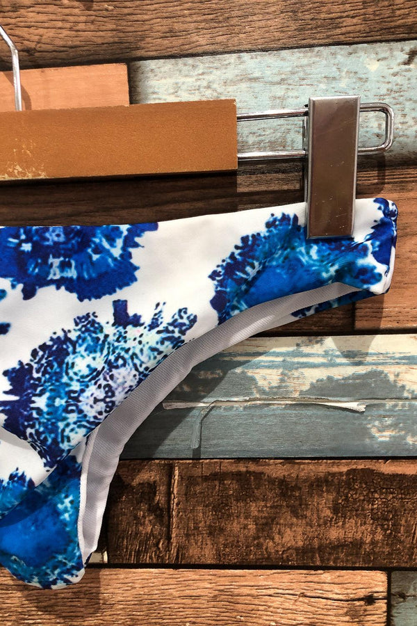 Bas de maillot de bain tanga fleuri blanc et bleu (xs) seconde main Zaful