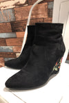 Bottes noires en suède avec fleurs (10) seconde main Bloom&Co