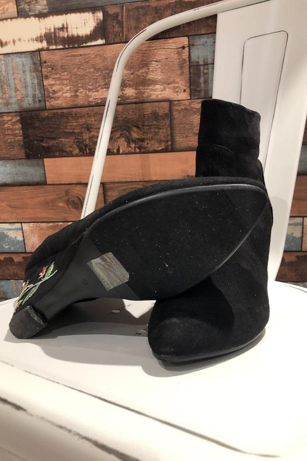 Bottes noires en suède avec fleurs (10) seconde main Bloom&Co