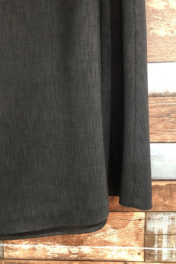Jupe gris chamoiré avec boucle argent (s) seconde main Tuzzi