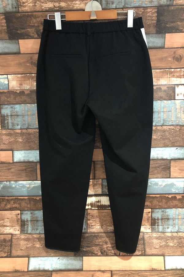 Pantalon 7/8 noir avec bande blanche sur le côté (xs) seconde main Zara