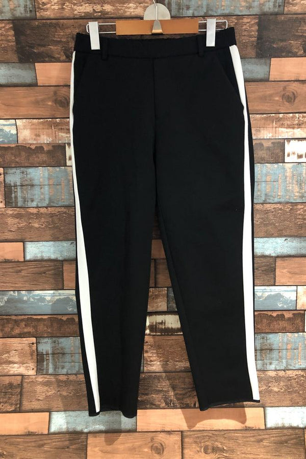 Pantalon 7/8 noir avec bande blanche sur le côté (xs) seconde main Zara