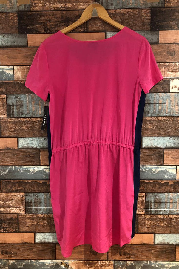 Robe rose avec bandes marine (m) seconde main DKNY