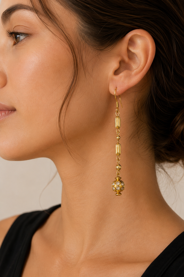Boucles d'oreilles pendantes dorées avec cristaux* seconde main - Autres- La Penderie du Paradis