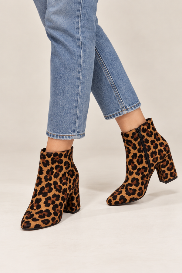 Bottes motif tigre et léopard (7.5) seconde main - Splendid- La Penderie du Paradis