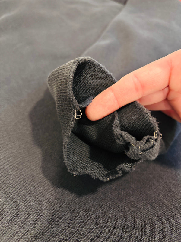 Chandail en coton ouaté noir avec capuchon - Homme seconde main - Ripzone- La Penderie du Paradis