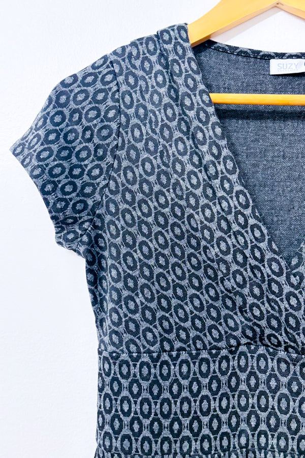 Gray knit dress(es)