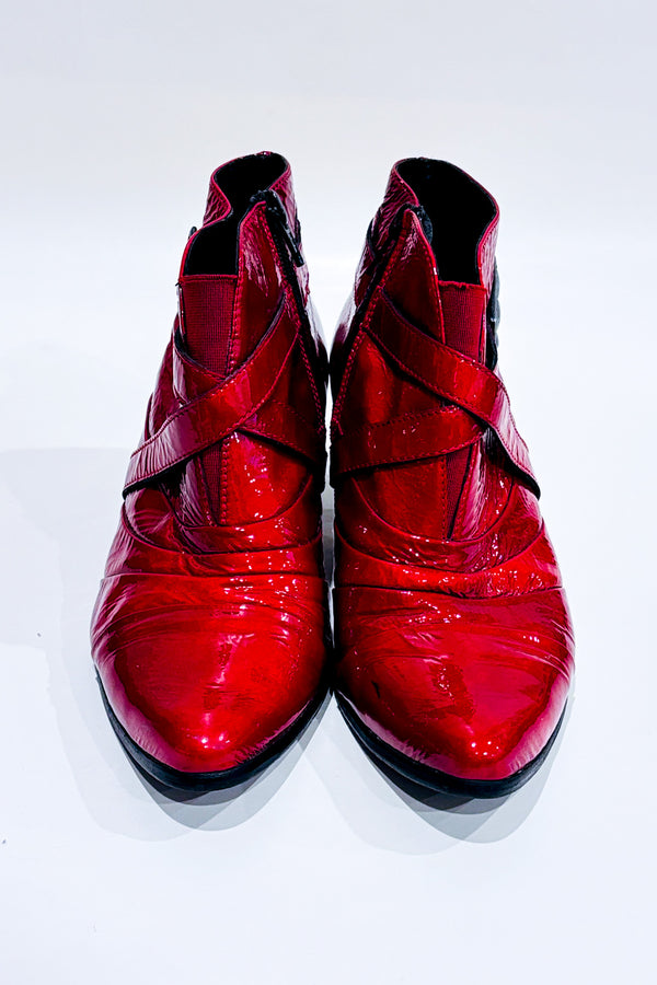 Bottes rouges en cuir vernis (5.5) seconde main - Arabésque- La Penderie du Paradis