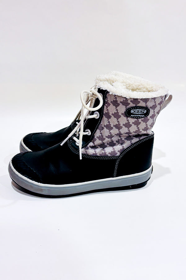 Bottes imperméables noires et grises intérieur en mouton (5) seconde main - Keen- La Penderie du Paradis