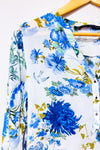 Blouse fluide fleurie blanche et bleue seconde main - Zara- La Penderie du Paradis