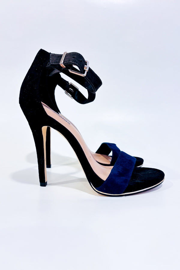 Sandales noires et bleues en suède (6.5)-Call It Spring-La Penderie du Paradis 🕊
