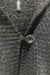 Veste en tricot grise avec capuchon (s)