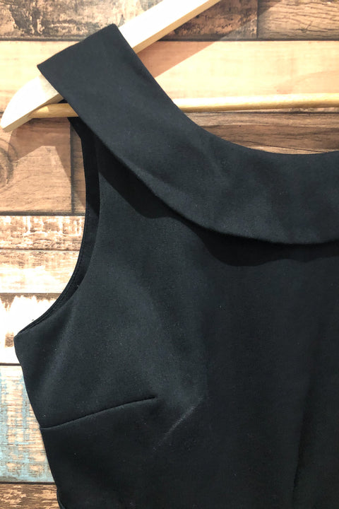Robe noire avec collet (s) seconde main RW&CO   
