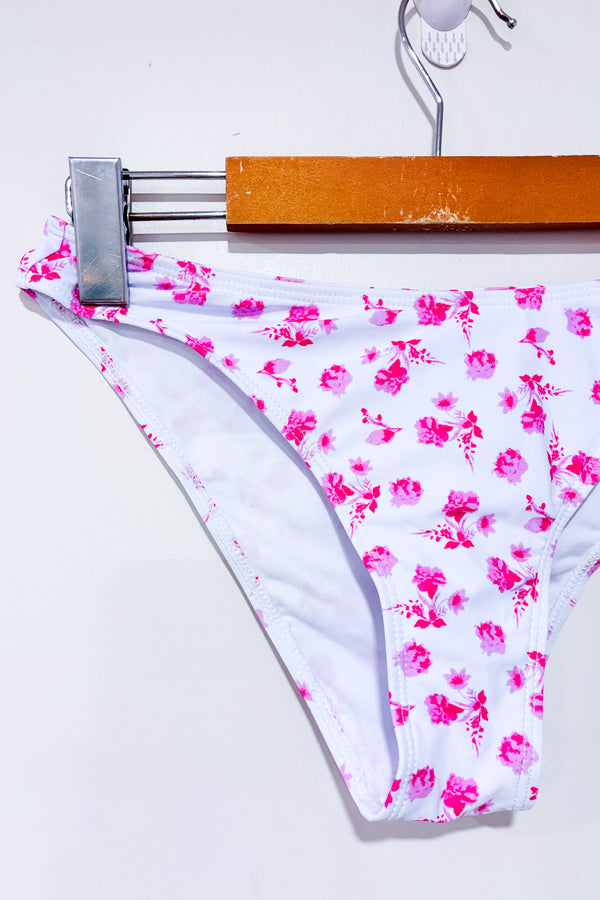 Bas de maillot de bain blanc fleuri (s)-SHEIN-La Penderie du Paradis 🕊