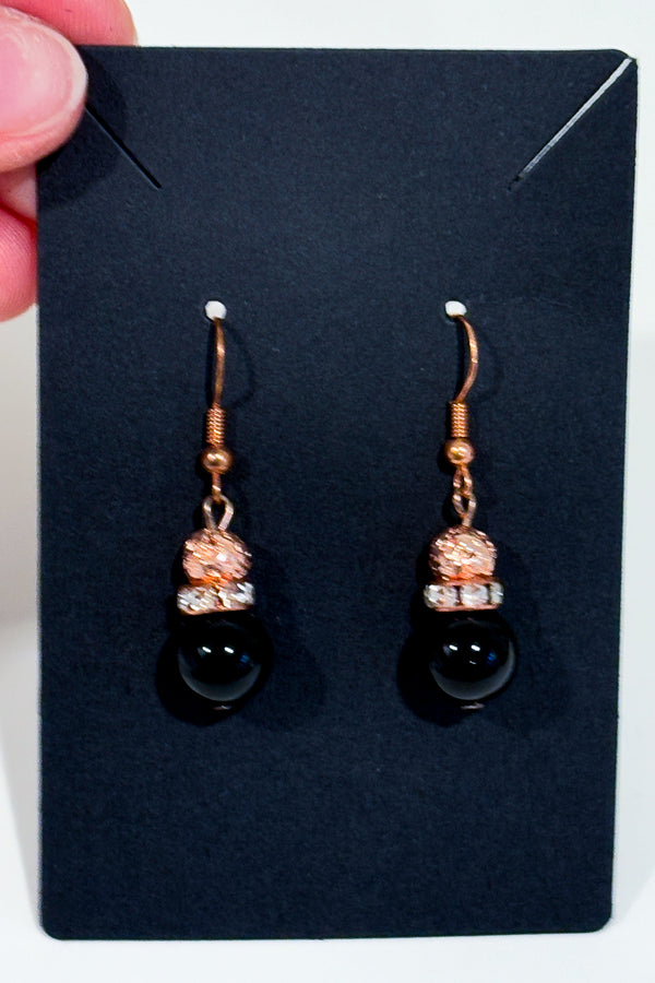 Boucles d'oreilles pendentif bille noire et doré-Autres-La Penderie du Paradis 🕊