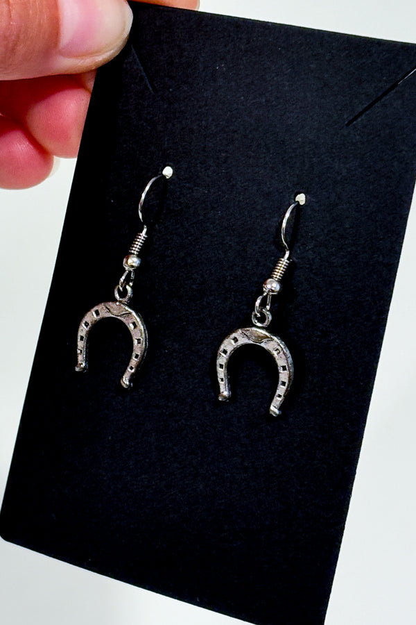 Boucles d'oreilles argenté fer à cheval seconde main - Autres- La Penderie du Paradis