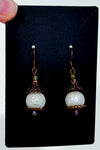 Boucles d'oreilles pendantes style vintage à perle blanche* seconde main - Autres- La Penderie du Paradis