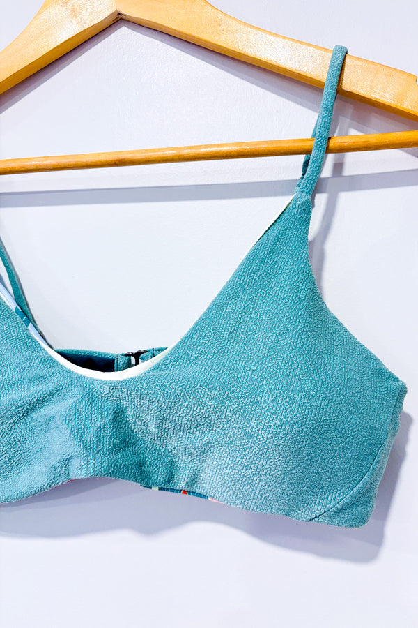 Haut de maillot de bain réversible vert côtelé / bleu fleuri* seconde main - Maaji- La Penderie du Paradis