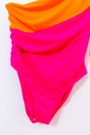 Maillot de bain une pièce asymétrique Island Goddess rose, blanc et orange* seconde main - La Blanca- La Penderie du Paradis