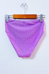 Bas de maillot de bain lilas côtelé à fleurs brodées* seconde main - Retro Stage- La Penderie du Paradis