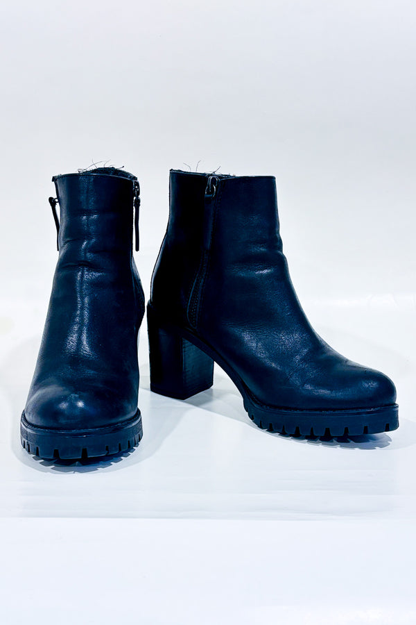 Bottes noires en cuir Amaliaa à talon* seconde main - Steve Madden- La Penderie du Paradis