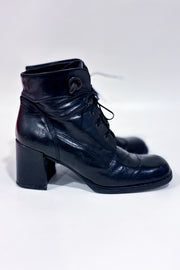 Black ankle boots (6.5)