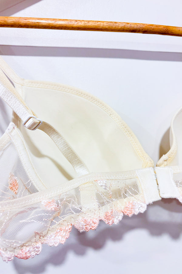 Soutien-gorge crème avec dentelle (34B)-Autres-La Penderie du Paradis 🕊