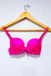 Soutien-gorge rose néon pigeonnant avec dentelle noire seconde main - La Senza- La Penderie du Paradis