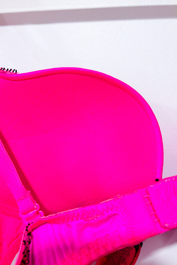 Soutien-gorge rose néon pigeonnant avec dentelle noire seconde main - La Senza- La Penderie du Paradis