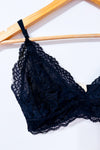 Bralette noire en dentelle seconde main - SWS Streetwear Society- La Penderie du Paradis
