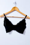 Bralette noire en dentelle seconde main - SWS Streetwear Society- La Penderie du Paradis
