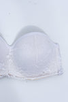 Soutien-gorge bandeau pigeonnant blanc en dentelle seconde main - Rose + Vine- La Penderie du Paradis