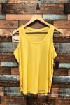 Camisole côtelée jaune (l) seconde main Suzy Shier 