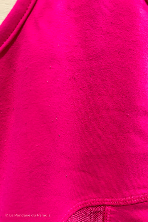 Camisole de sport rose néon avec top intégré (m) seconde main Kyodan   