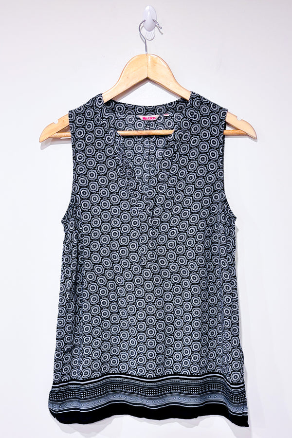 Camisole noire fleurie (s)-Max Cocos-La Penderie du Paradis 🕊