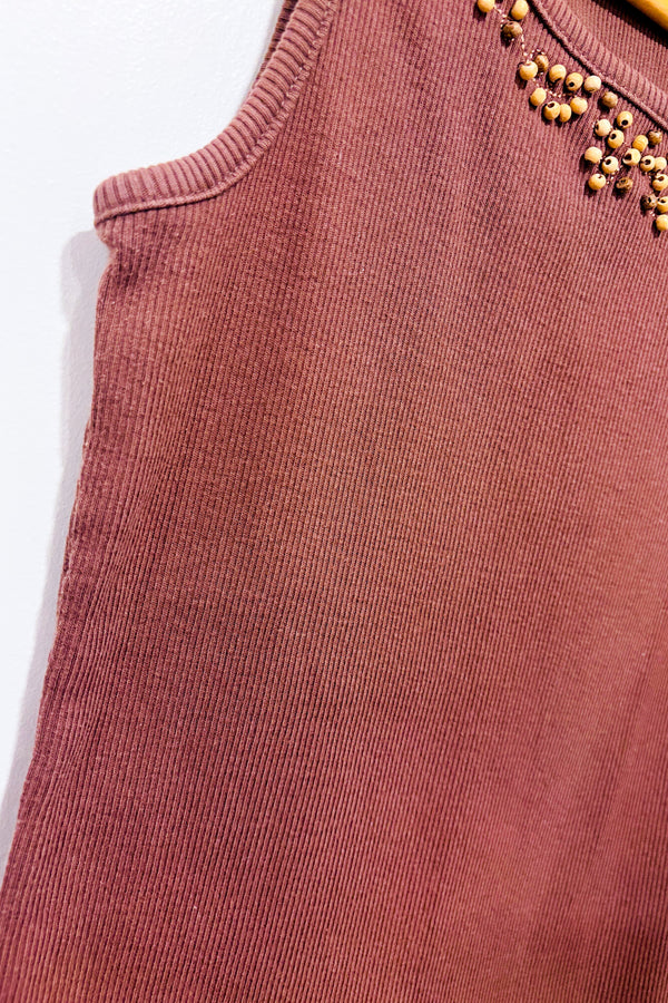 Camisole brune côtelée avec billes de bois au col (s)-Jennifer Moore-La Penderie du Paradis 🕊