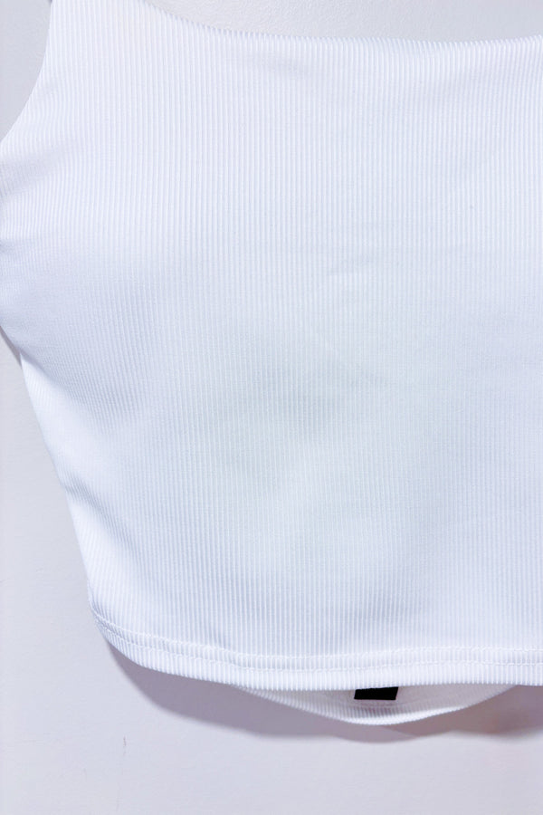 Camisole courte blanche côtelée rembourrée seconde main - SHEIN- La Penderie du Paradis