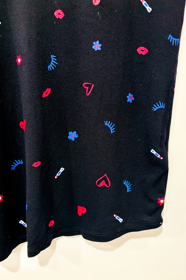 Camisole noire motifs coeurs et fleurs seconde main - Reitmans- La Penderie du Paradis