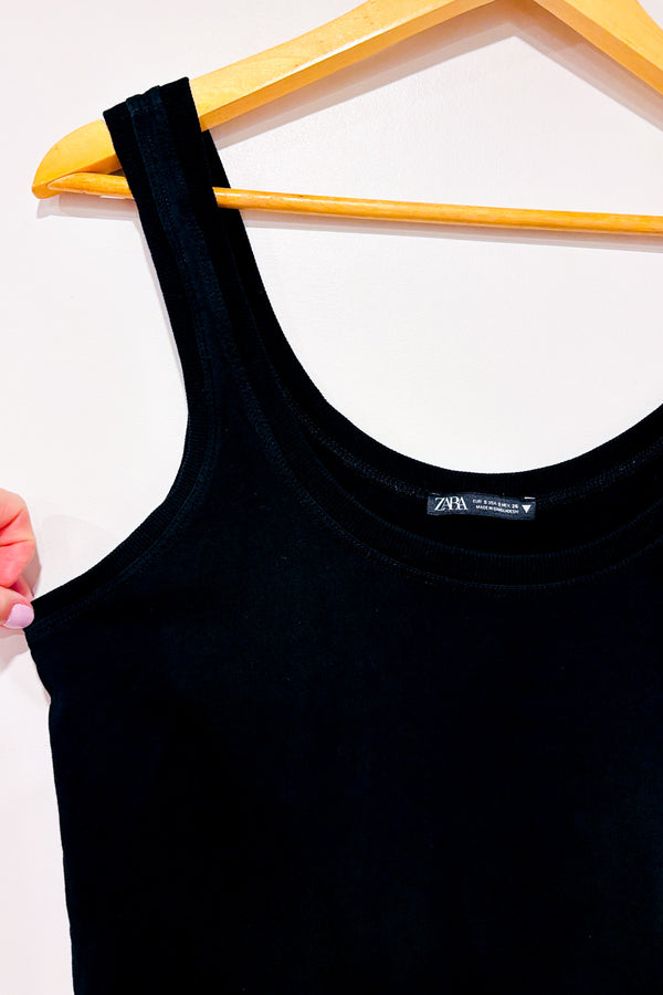 Camisole noire basique seconde main - Zara- La Penderie du Paradis