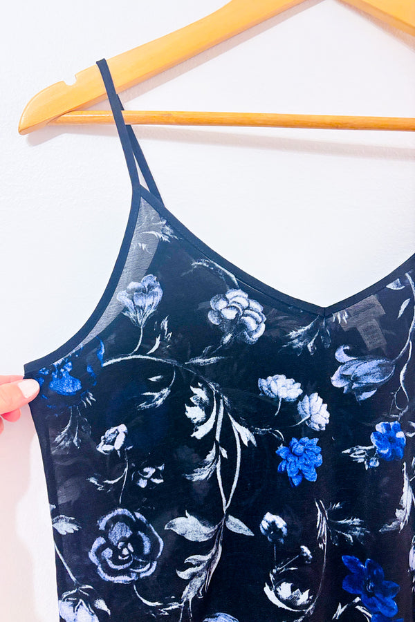 Camisole noire fleurie seconde main - Dynamite- La Penderie du Paradis