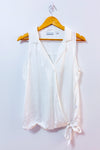Blouse blanche satinée sans manches seconde main - New York & Company- La Penderie du Paradis