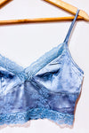 Camisole coupée satinée bleue fleurie (s)-SHEIN-La Penderie du Paradis 🕊