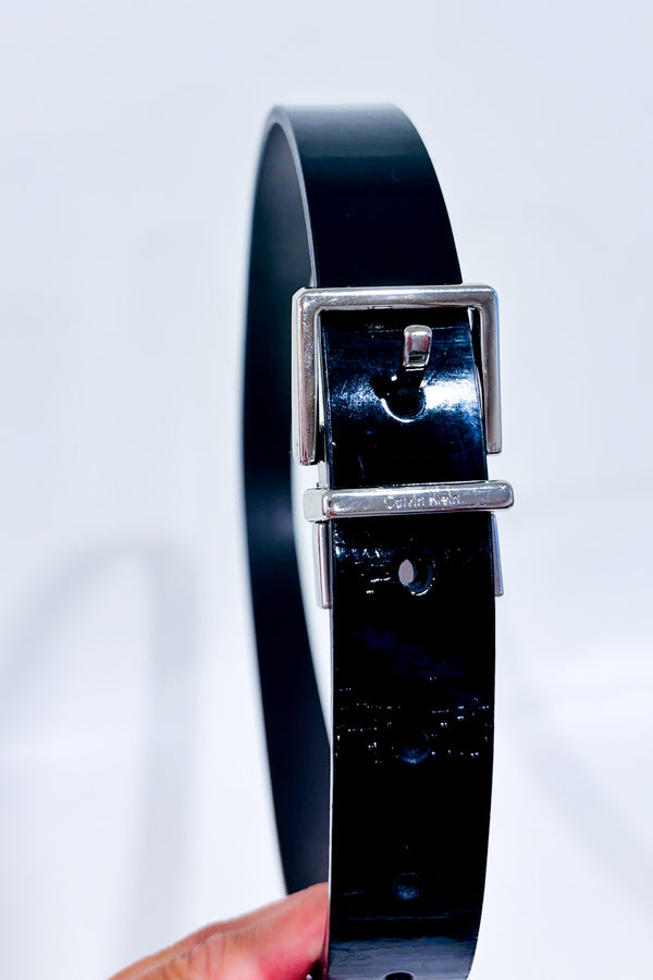 Ceinture noire faux cuir vernis (s)*-Calvin Klein-La Penderie du Paradis 🕊