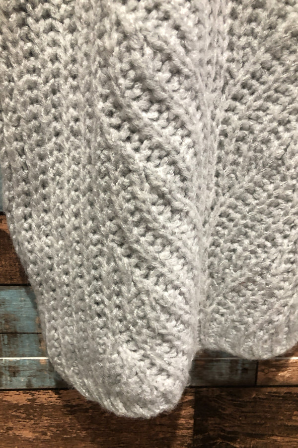 Chandail Mariposa gris en tricot (m) seconde main Mango 