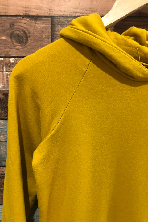 Chandail en coton ouaté jaune avec capuchon (xs) seconde main Fait par une maman   