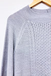 Gray knit sweater (l)