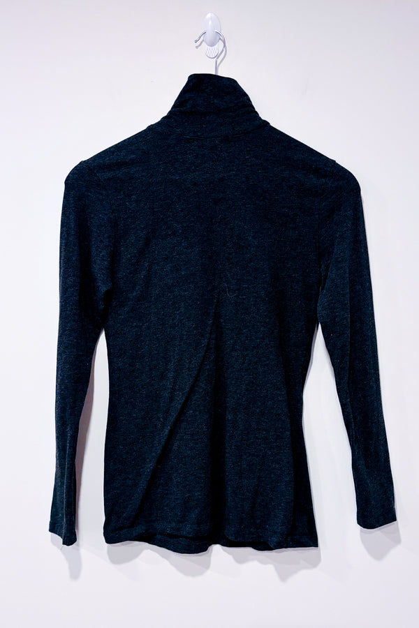Chandail gris basic à col roulé (l)-SWS Streetwear Society-La Penderie du Paradis 🕊